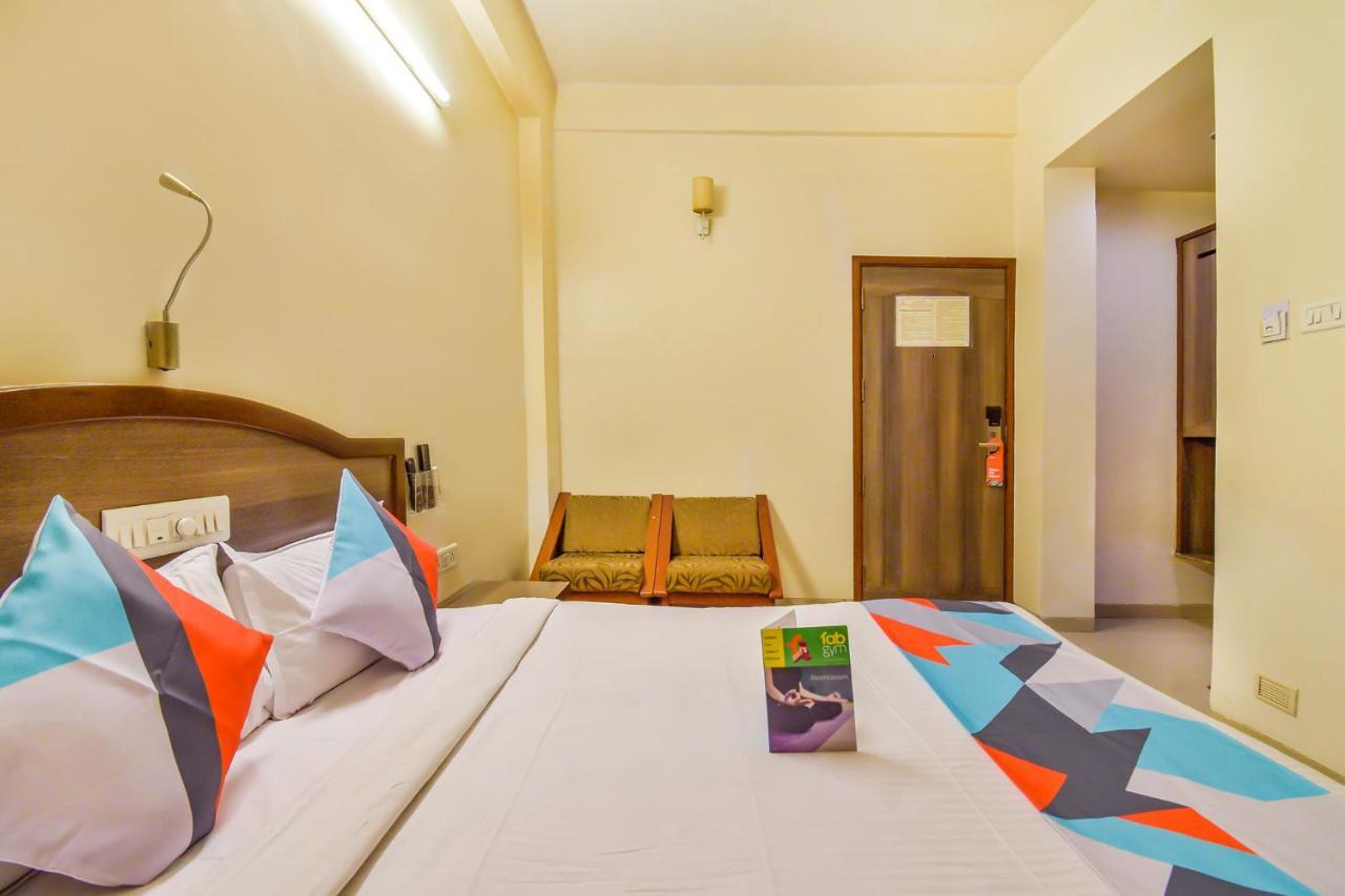 Hotel Ashiyana Πούνε Εξωτερικό φωτογραφία